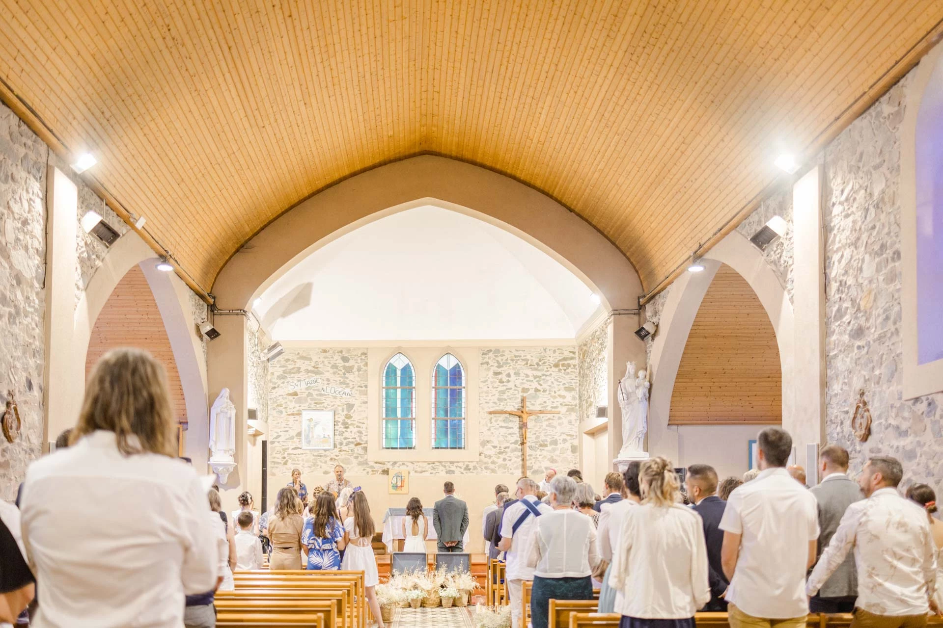 événement robe costume mariage beige